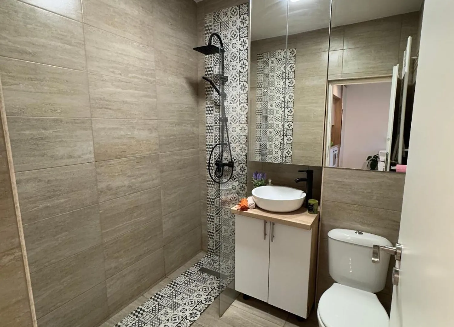 Serene Sanctuary Bucharest Apartment